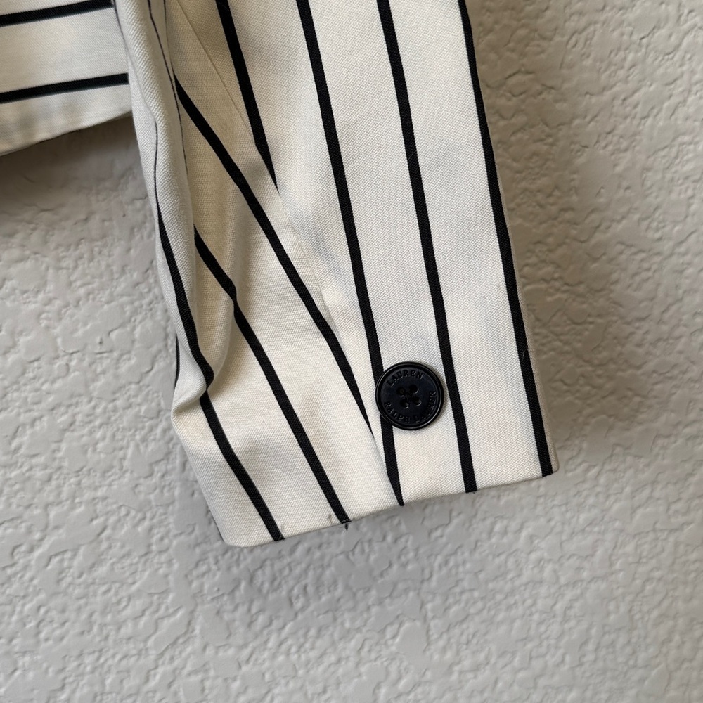 Lauren Ralph Lauren Ivory Pinstripe Blazer size 10 - Picture 5 of 12